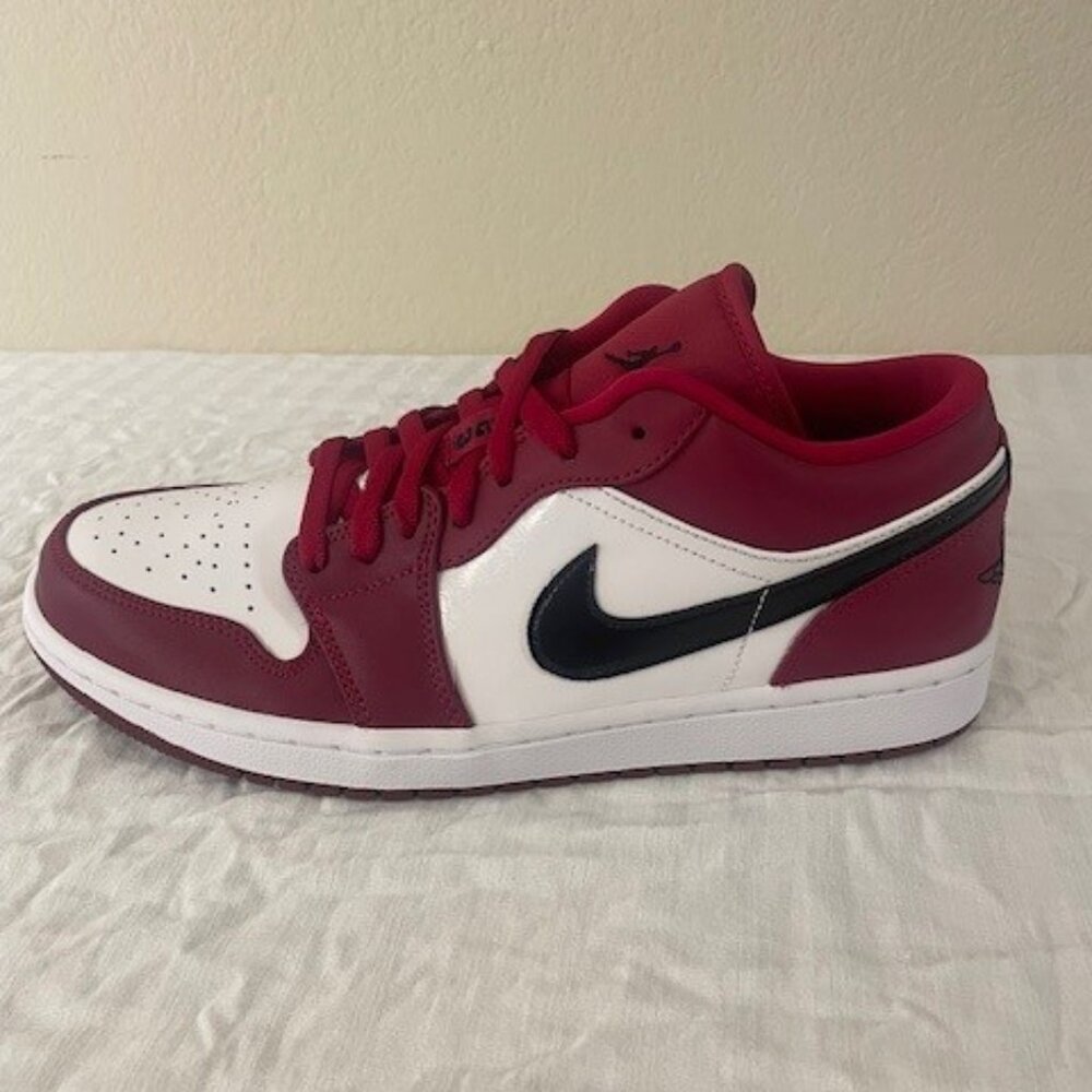 Air Jordan 1 Low Noble Red/Black/White Size 10.5